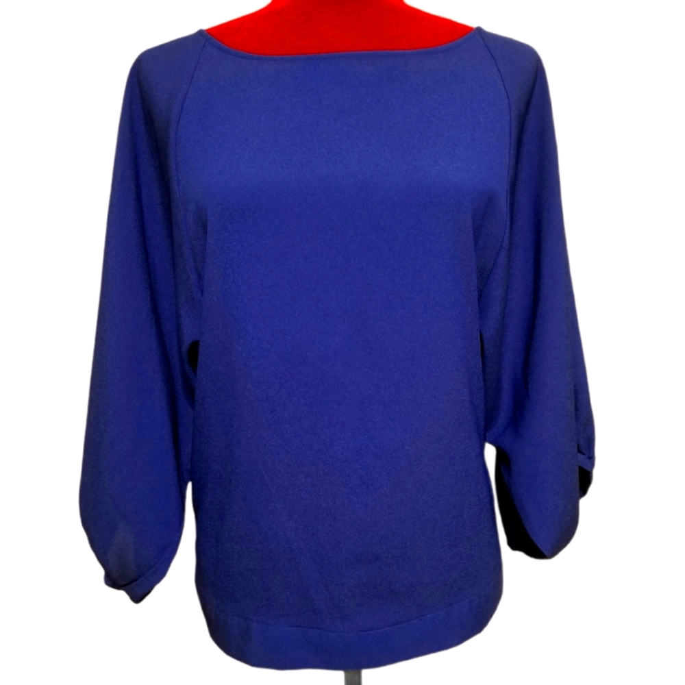 New York & Co. royal blue pullover top